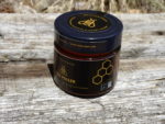 miel-de-printemps-noir-pollen